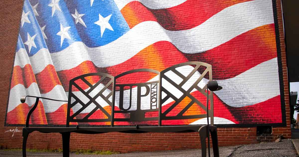 Old Glory Mural in Uptown